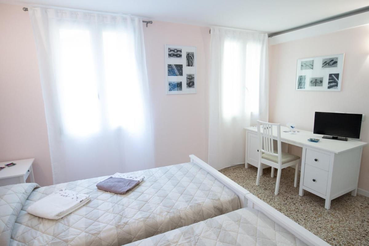 Venice Rialto Bridge Apartment Exterior photo